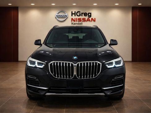 Used 2022 BMW X5 xDrive40i w/ Premium Package AWD/4WD image 5