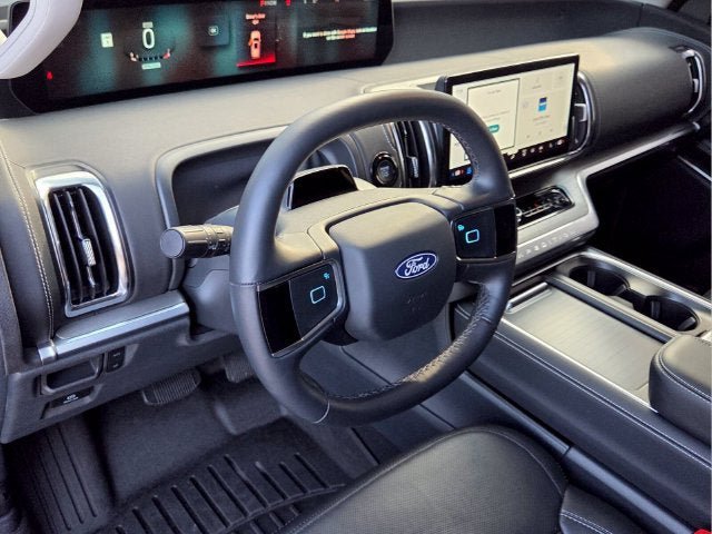 Used 2027 Ford Expedition Platinum RWD image 12