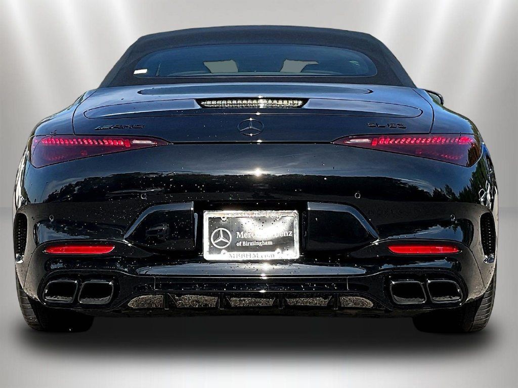 Certified 2022 Mercedes-Benz SL 63 AMG 4MATIC w/ Driver Assistance Package image 6