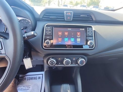 Used 2025 Nissan Versa S w/ S Plus Package image 27