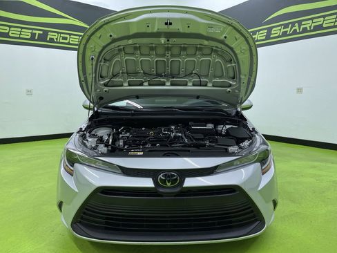 Used 2024 Toyota Corolla LE image 4