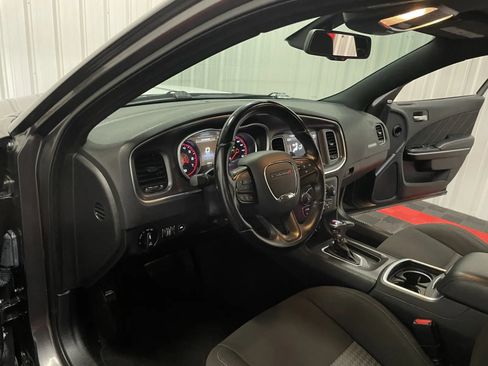 Used 2022 Dodge Charger R/T RWD image 31