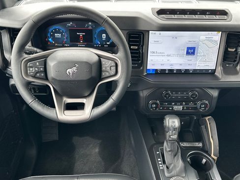 New 2026 Ford Bronco Badlands image 13