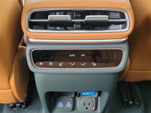 New 2026 Genesis GV80 2.5T Prestige AWD/4WD image 11