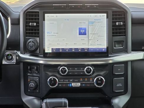 Used 2022 Ford F150 Lariat w/ Equipment Group 502A High AWD/4WD image 9