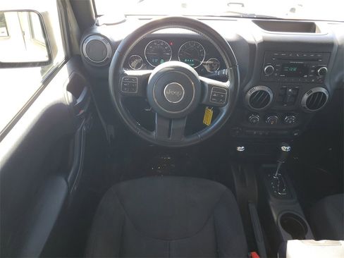 Used 2017 Jeep Wrangler Unlimited Sport w/ Quick Order Package 24S image 15