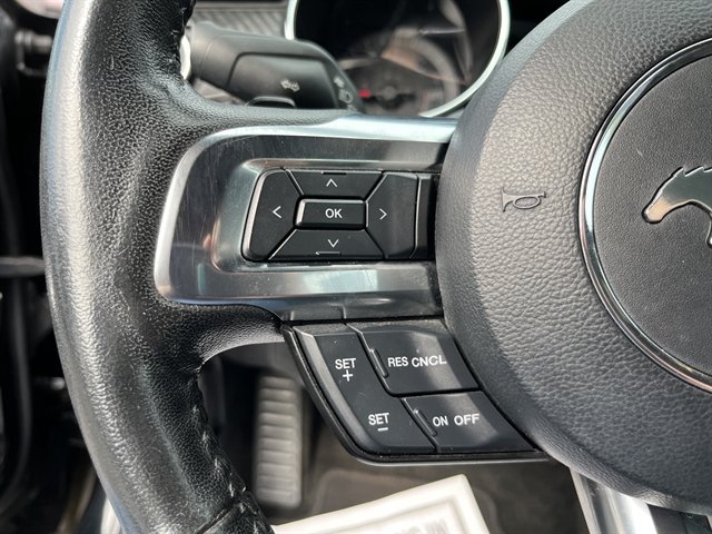 Used 2017 Ford Mustang Convertible RWD image 24