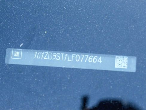 Used 2020 Chevrolet Malibu LT image 29