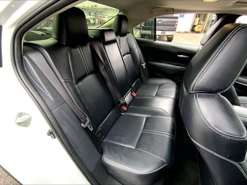 Used 2023 Toyota Corolla XLE image 19