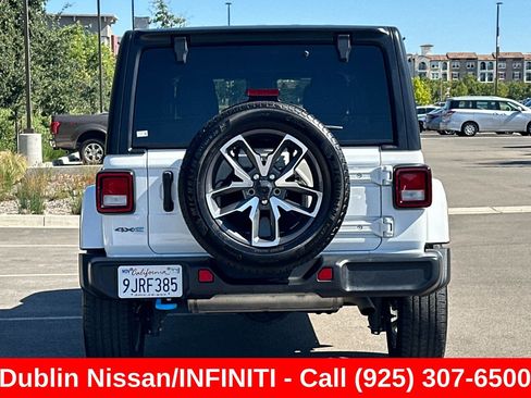 Used 2024 Jeep Wrangler Unlimited AWD/4WD image 5