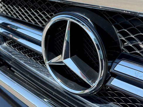 Used 2017 Mercedes-Benz G 63 AMG 4MATIC image 9