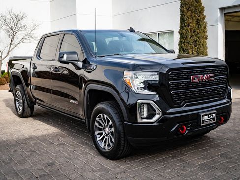 Used 2020 GMC Sierra 1500 AT4 w/ Off-Road Performance Package image 12