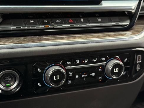 Used 2024 Chevrolet Silverado 1500 LT image 18