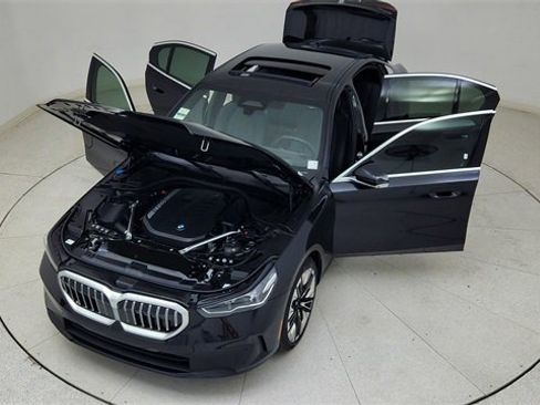 Used 2025 BMW 540i xDrive image 87