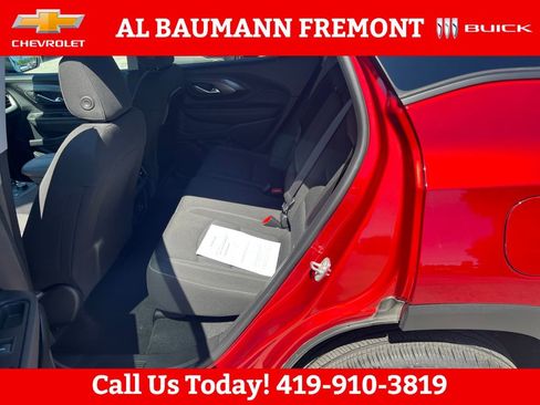 Used 2023 GMC Terrain SLE w/ Driver Convenience Package FWD image 25