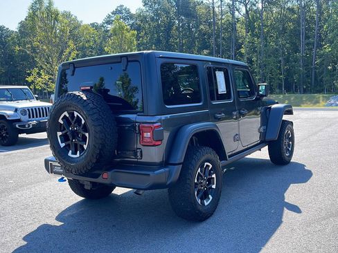 Used 2024 Jeep Wrangler Unlimited Rubicon 4xe AWD/4WD image 7