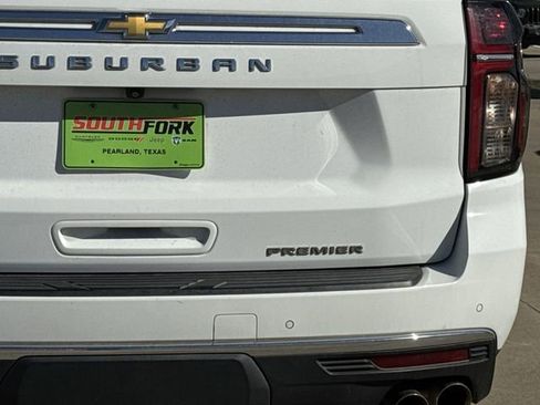 Used 2022 Chevrolet Suburban Premier image 6
