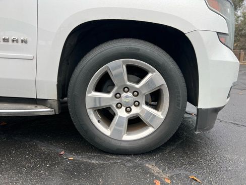 Used 2015 Chevrolet Suburban LTZ image 10