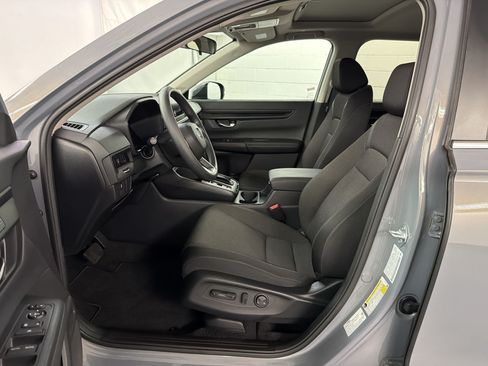Certified 2025 Honda CR-V EX image 5