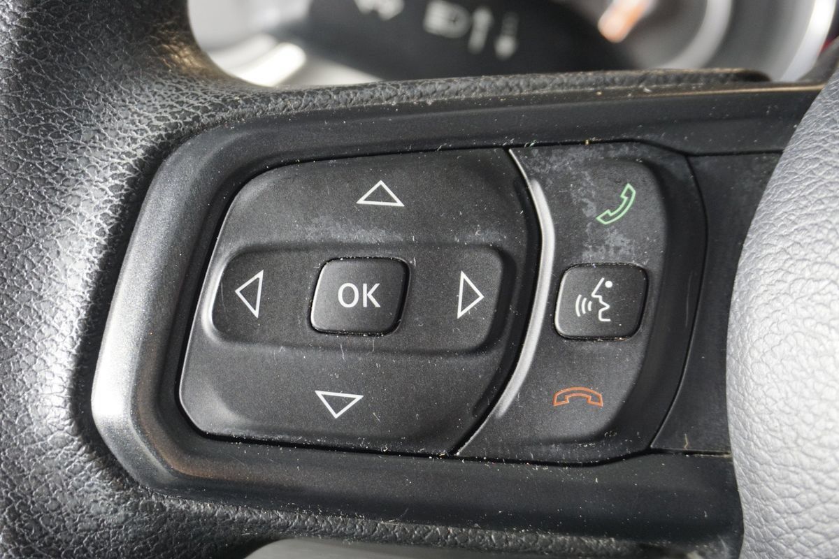 Used 2018 Jeep Wrangler Unlimited Sport AWD/4WD image 17