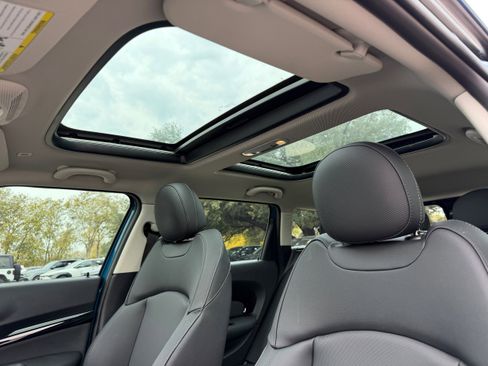 Used 2024 MINI Cooper Clubman S image 23