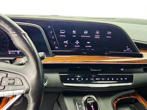 Used 2021 Cadillac Escalade ESV Premium Luxury w/ Performance Package AWD/4WD image 20
