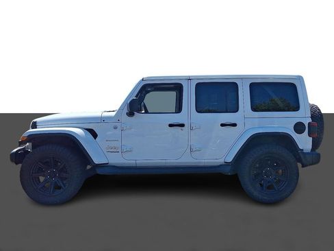Used 2020 Jeep Wrangler Unlimited Sahara w/ Dual Top Group AWD/4WD image 4