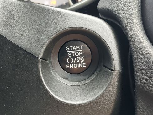 Used 2018 Jeep Compass Sport AWD/4WD image 21