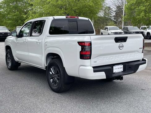New 2026 Nissan Frontier SV w/ SV Convenience Package AWD/4WD image 5