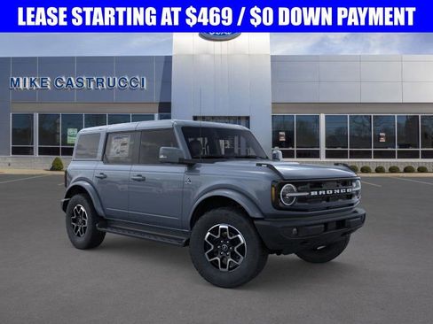 New 2025 Ford Bronco Outer Banks image 7