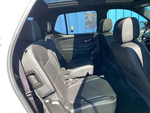 Used 2023 Chevrolet Traverse Premier w/ Redline Edition image 30