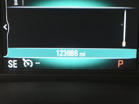 Used 2018 Buick Enclave Essence image 41