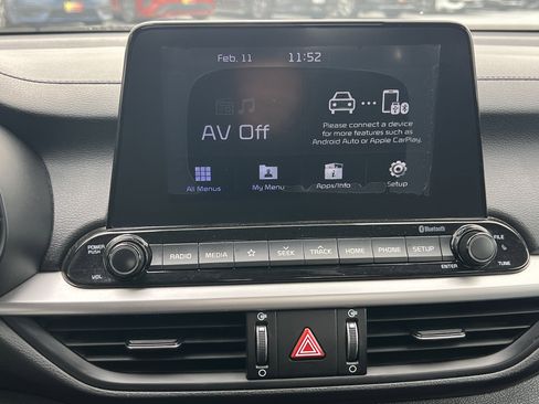 Used 2020 Kia Forte LXS image 25