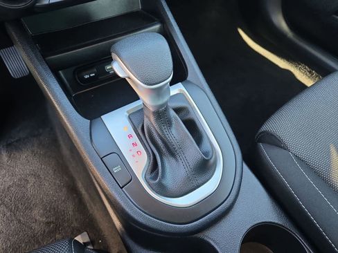 Certified 2024 Kia Forte LXS image 29