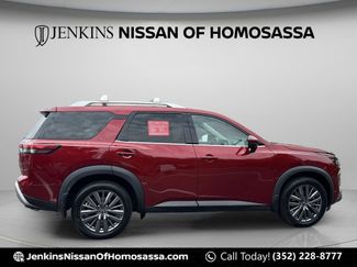 Certified 2023 Nissan Pathfinder SL w/ SL Premium Package FWD video 2