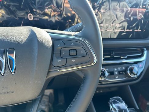 New 2026 Buick Envista Sport Touring FWD image 21