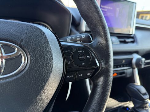 Used 2023 Toyota RAV4 LE image 16