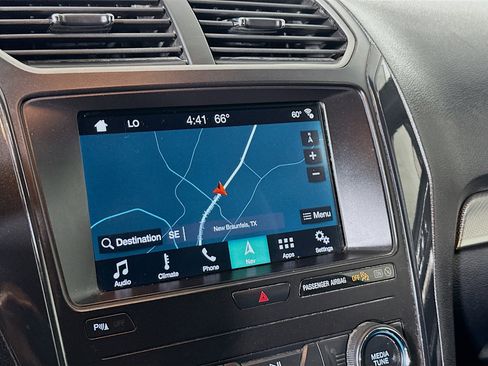 Used 2019 Ford Explorer XLT w/ Equipment Group 202A FWD image 22