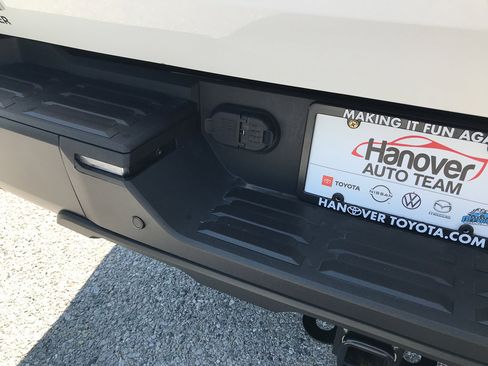 Certified 2026 Toyota Tundra SR5 w/ SR5 Premium Package AWD/4WD image 9