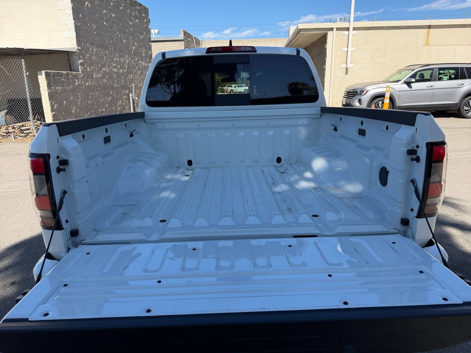 Used 2026 Nissan Frontier PRO-4X AWD/4WD image 30