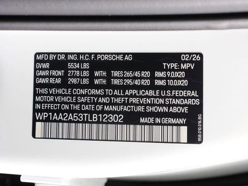 New 2026 Porsche Macan image 24