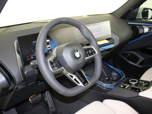 New 2026 BMW X3 xDrive30 w/ M Sport Package image 4