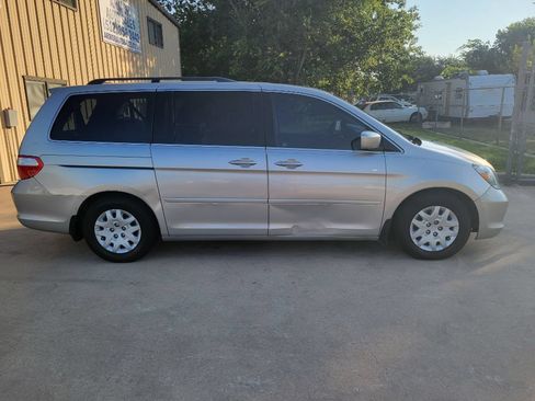 Used 2007 Honda Odyssey Touring image 2