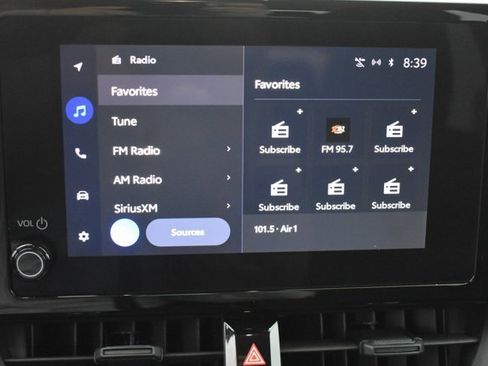 Used 2024 Toyota Corolla LE image 23