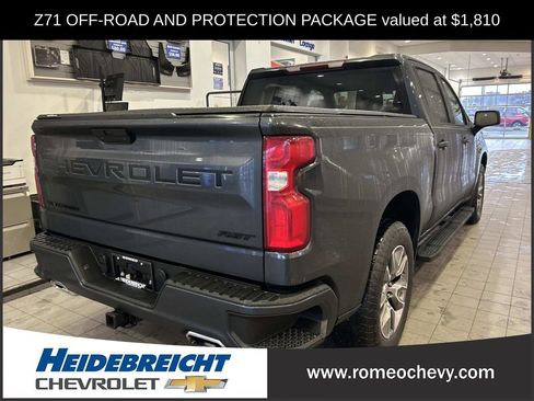 Certified 2022 Chevrolet Silverado 1500 RST image 3