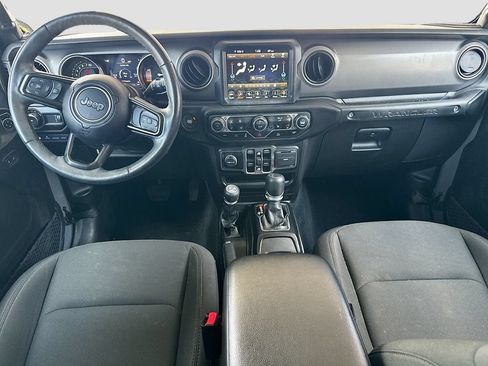 Used 2023 Jeep Wrangler Unlimited w/ Cold Weather Group AWD/4WD image 25