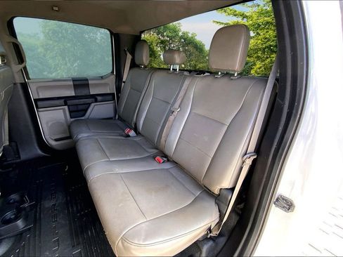 Used 2019 Ford F250 XL w/ Power Equipment Group image 21