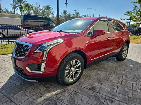 Used 2021 Cadillac XT5 Premium Luxury image 9
