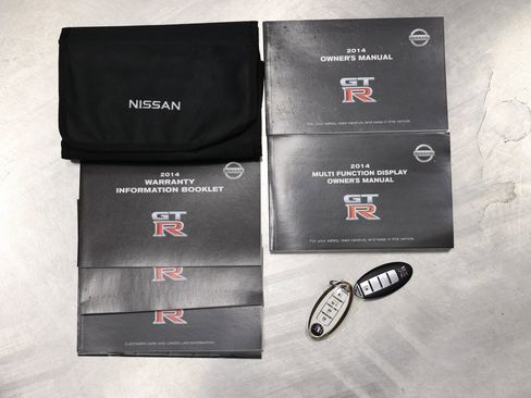 Used 2014 Nissan GT-R Premium image 5