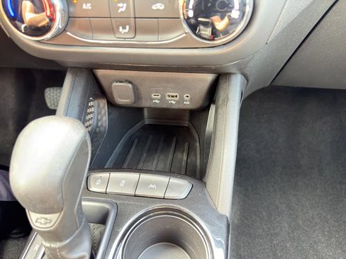 Used 2021 Chevrolet TrailBlazer LS FWD image 54